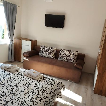 ホテル Bubolina House サパレヴァ・バニャ エクステリア 写真
