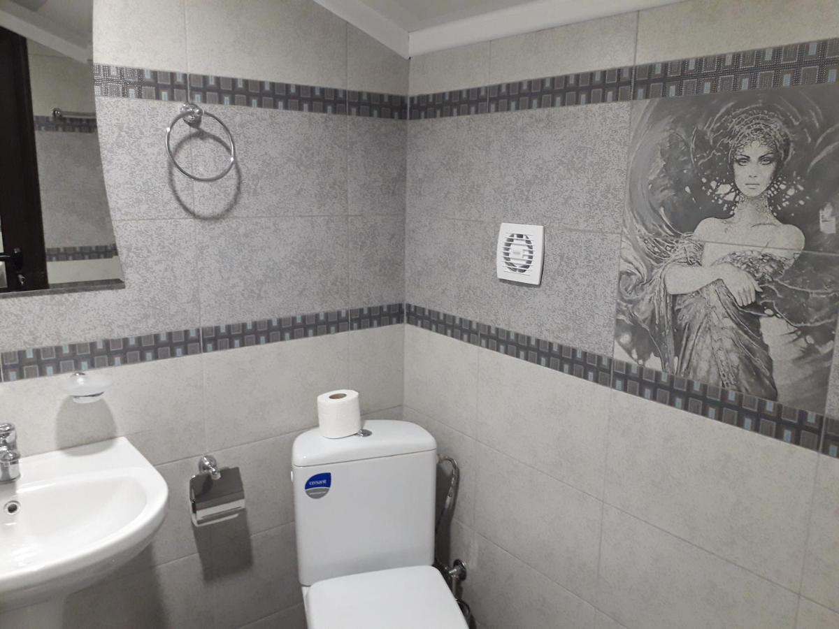 ホテル Bubolina House サパレヴァ・バニャ エクステリア 写真
